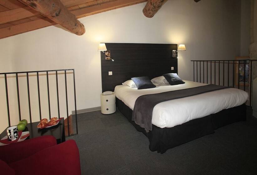 هتل Appart Odalys Le Cheval Blanc