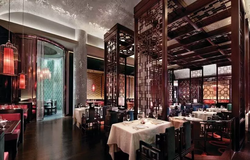 בית מלון כפרי Aria Resort & Casino