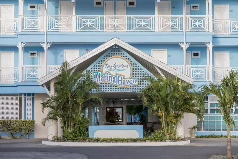 هتل Bay Gardens Marina Haven