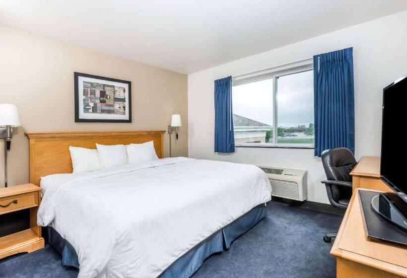 هتل Baymont By Wyndham Indianapolis Northeast