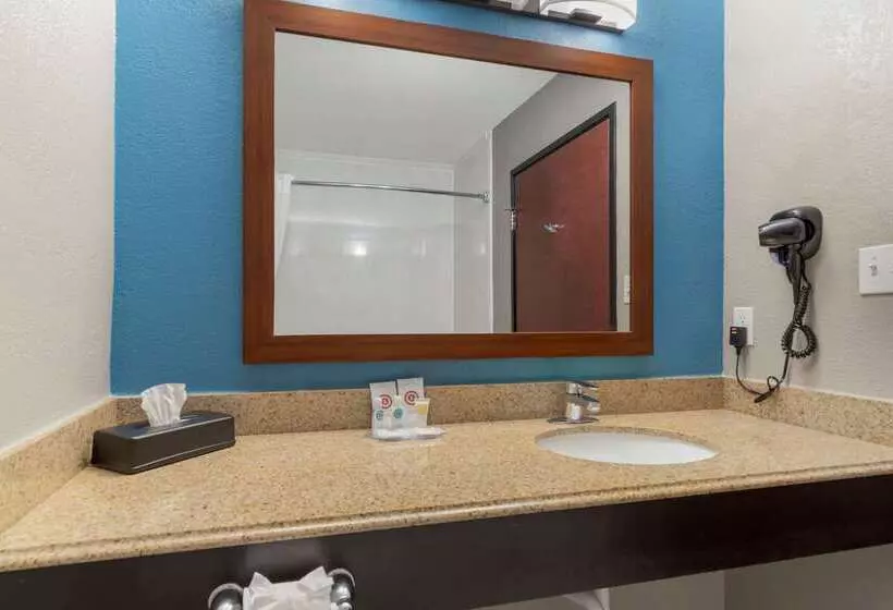 ホテル Comfort Inn & Suites Near Medical Center