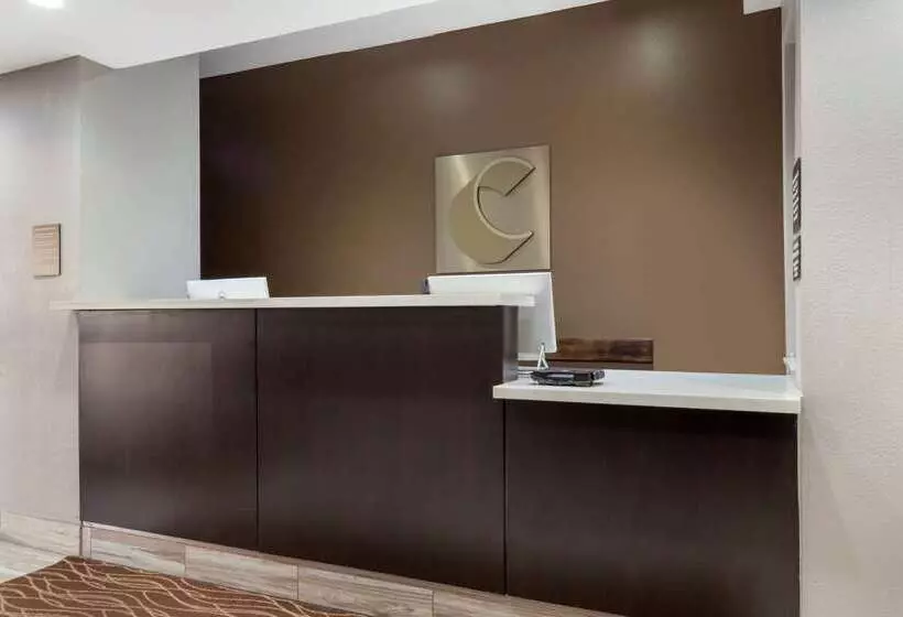 ホテル Comfort Inn & Suites Near Medical Center