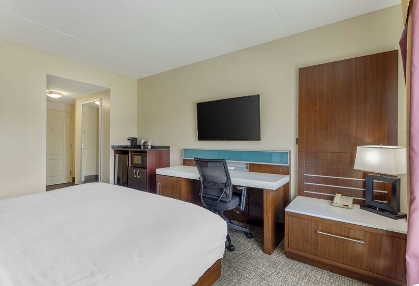 酒店 Comfort Suites East