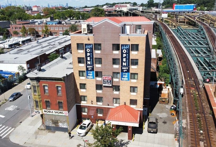 호텔 East New York Inn