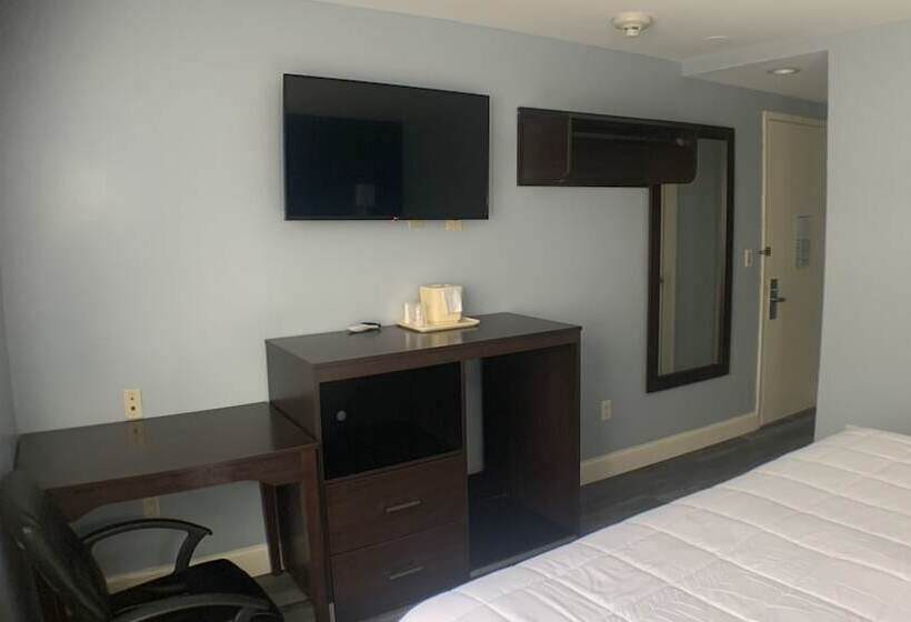 호텔 East New York Inn