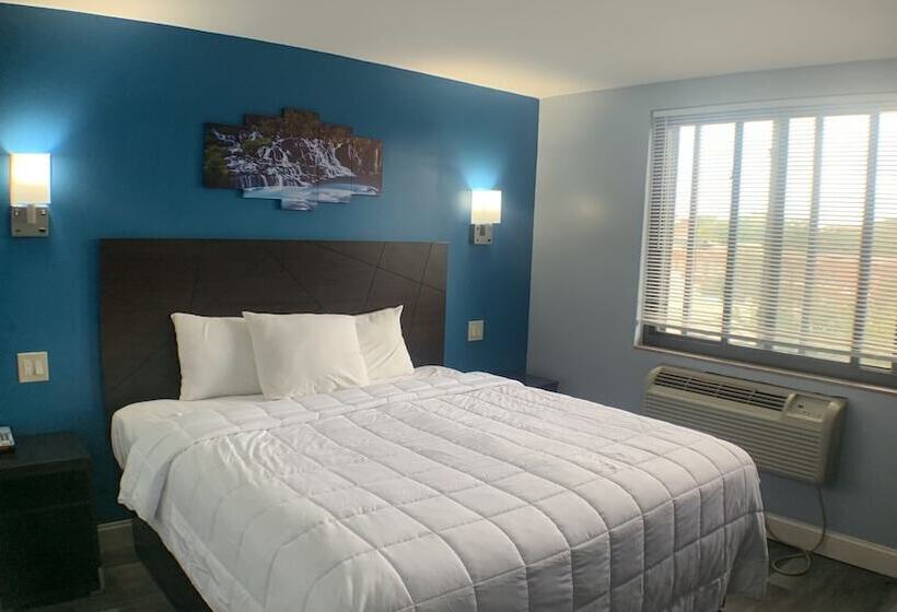 호텔 East New York Inn