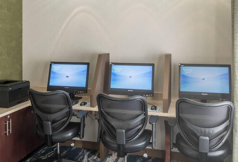 فندق Fairfield Inn Suites By Marriott Orlando At Seaworld