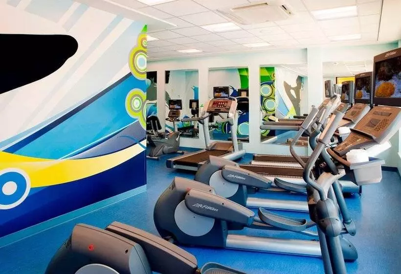 هتل Fairfield Inn Suites By Marriott Orlando At Seaworld