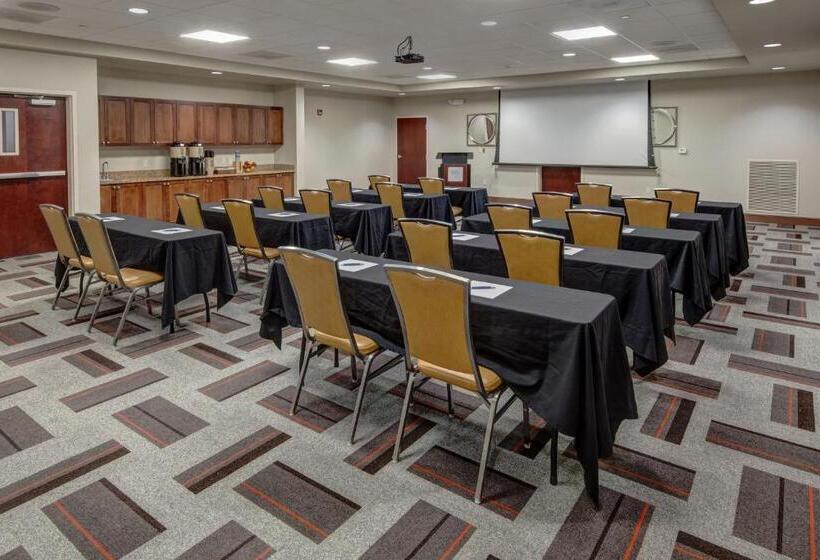 فندق Four Points Memphis Southwind