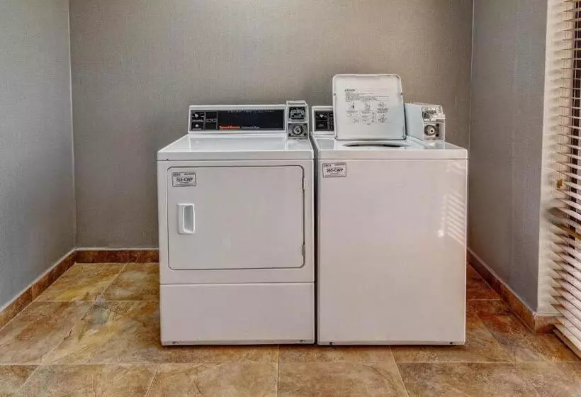 호텔 Four Points Memphis Southwind