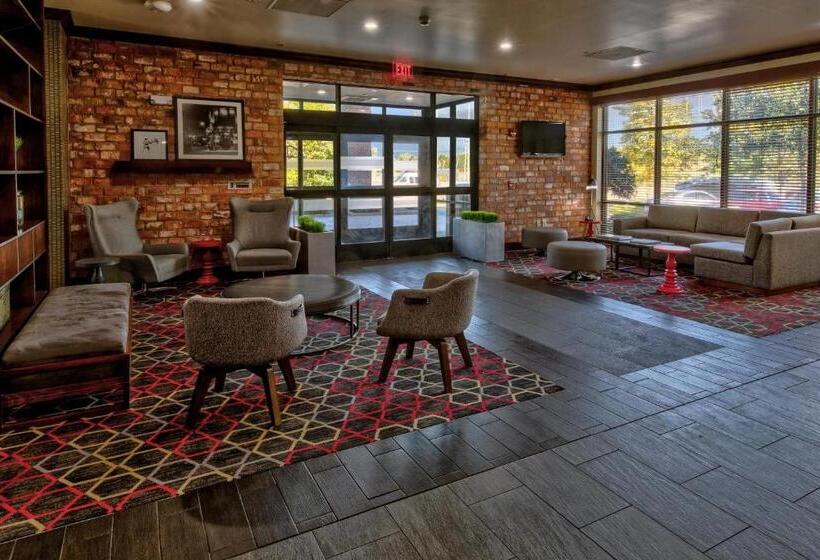 فندق Four Points Memphis Southwind