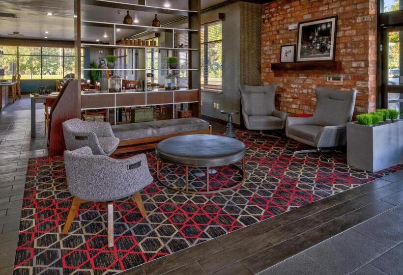 فندق Four Points Memphis Southwind