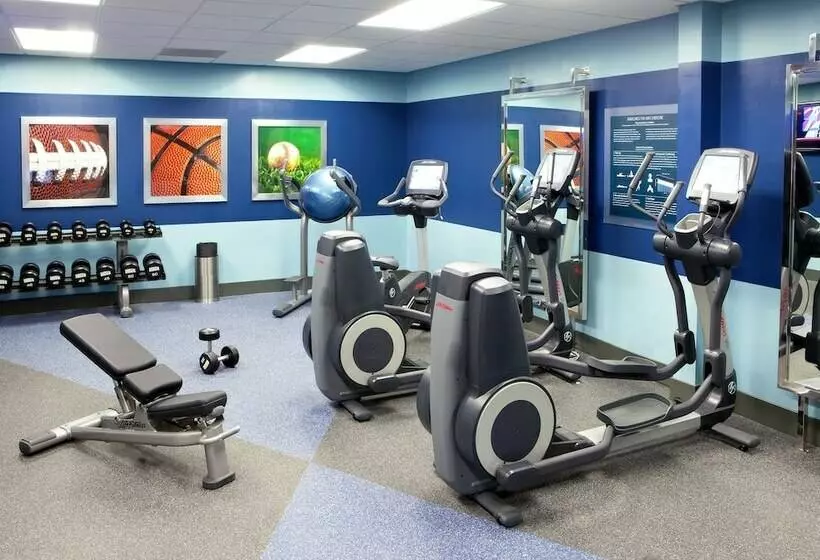 호텔 Four Points Memphis Southwind