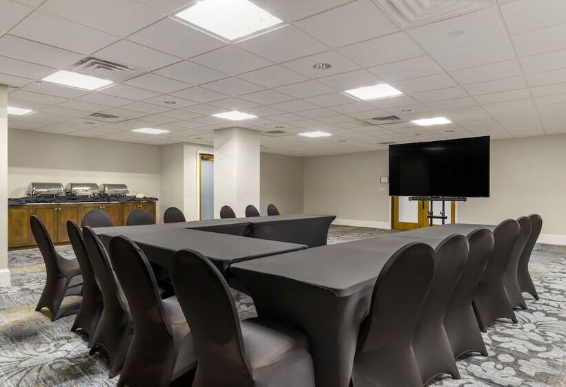 בית מלון כפרי Gibbs Downtown Riverwalk