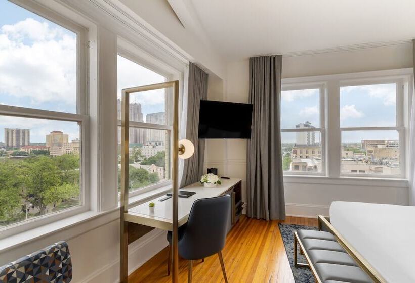 בית מלון כפרי Gibbs Downtown Riverwalk