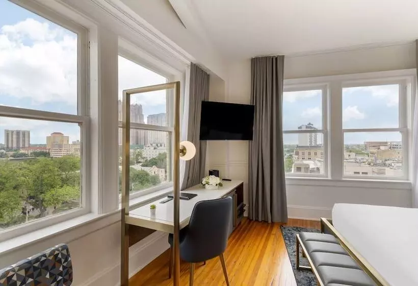 בית מלון כפרי Gibbs Downtown Riverwalk