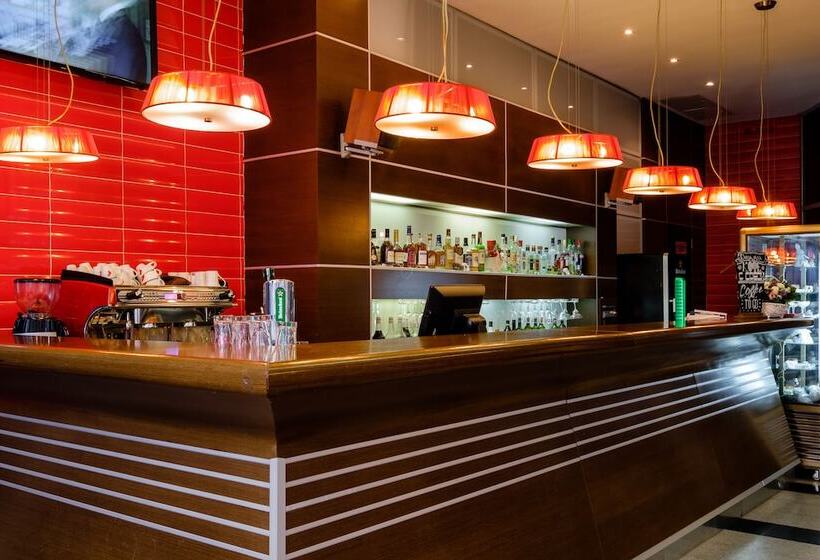 Grand Avenue By Usta Hotels