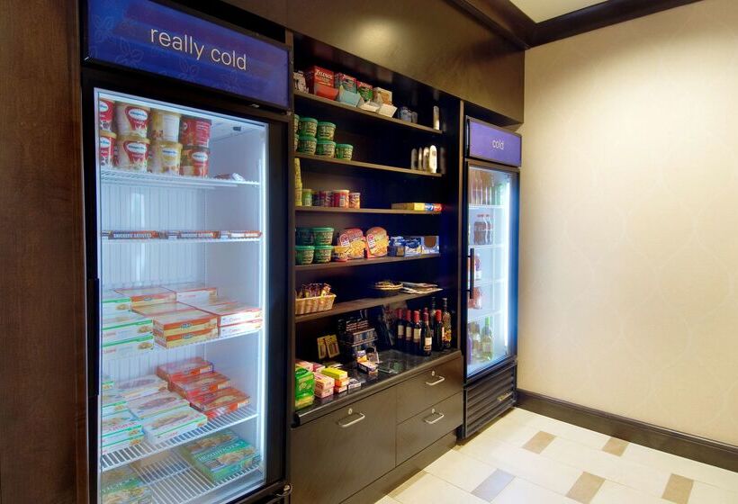 בית מלון כפרי Hilton Garden Inn Atlanta Downtown