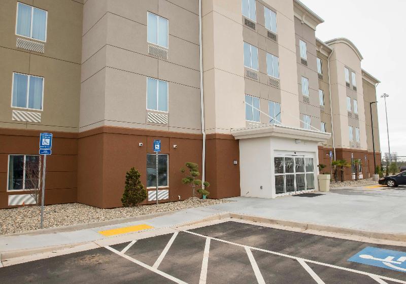 בית מלון כפרי Hilton Garden Inn Atlanta Downtown