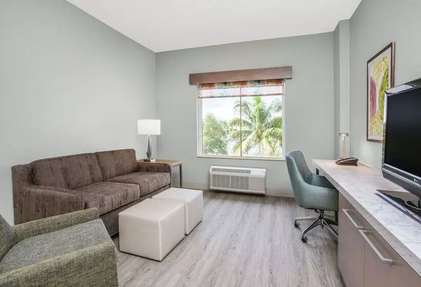 호텔 Hilton Garden Inn Palm Beach Gardens