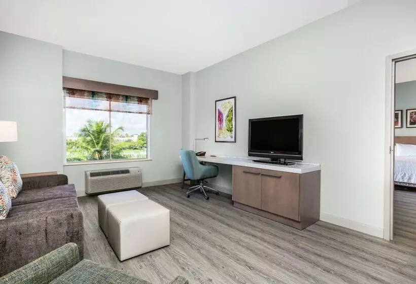 호텔 Hilton Garden Inn Palm Beach Gardens