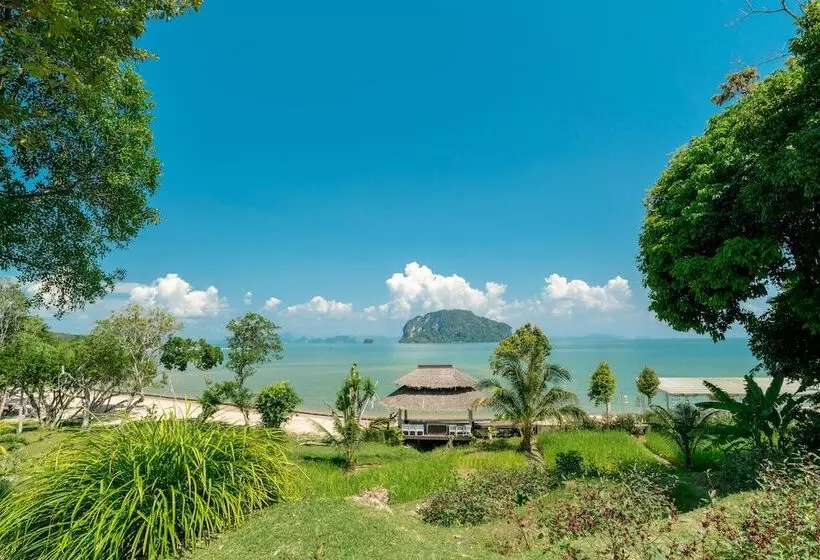 Отель Koh Yao Yai Village
