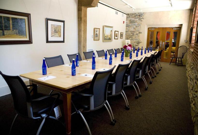 فندق Lancaster Arts