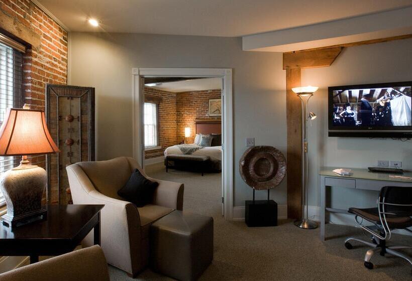 فندق Lancaster Arts