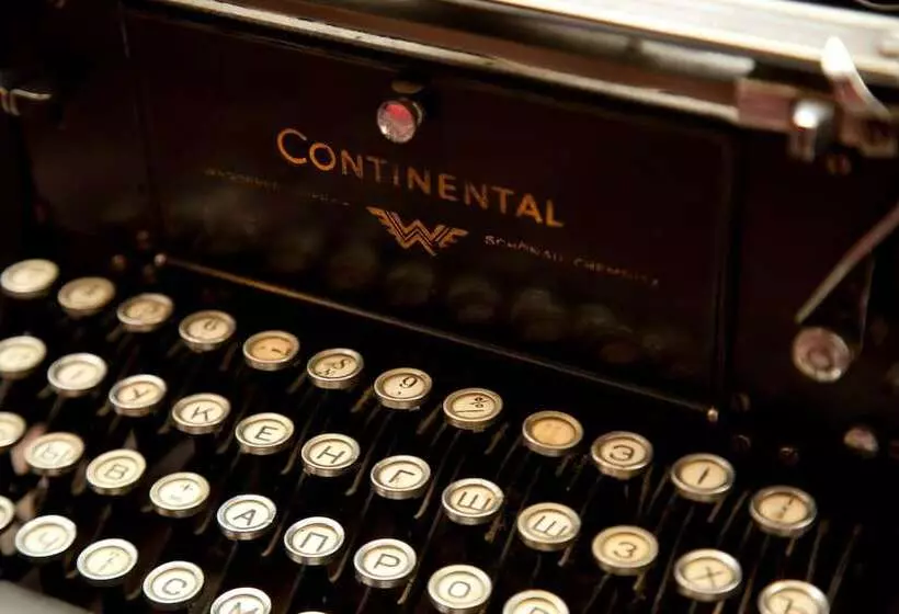 호텔 Lancaster Court