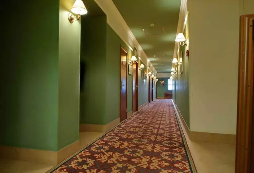 호텔 Lancaster Court