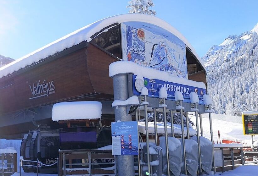 هتل Le Valfrejus