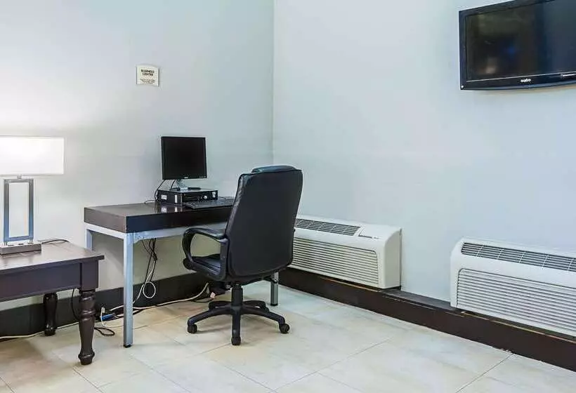 Otel Quality Inn Atlanta Northeast I85