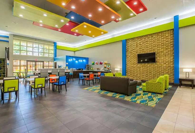 Otel Quality Inn Atlanta Northeast I85