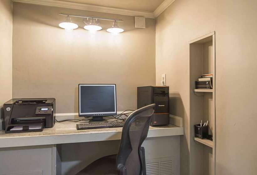 בית מלון כפרי Quality Inn Duluth   Atlanta Northeast