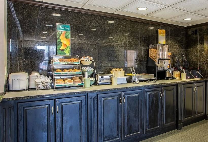 فندق Quality Inn Elgin I90
