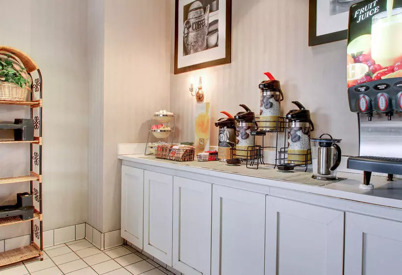 호텔 Vicksburg Inn & Suites