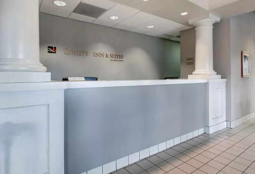 호텔 Vicksburg Inn & Suites