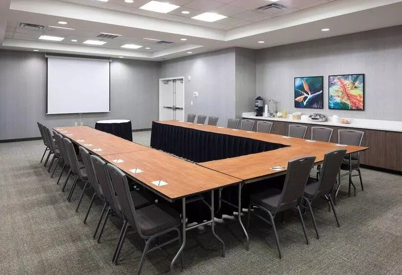 هتل Springhill Suites By Marriott Orlando At Seaworld