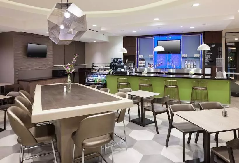 هتل Springhill Suites By Marriott Orlando At Seaworld