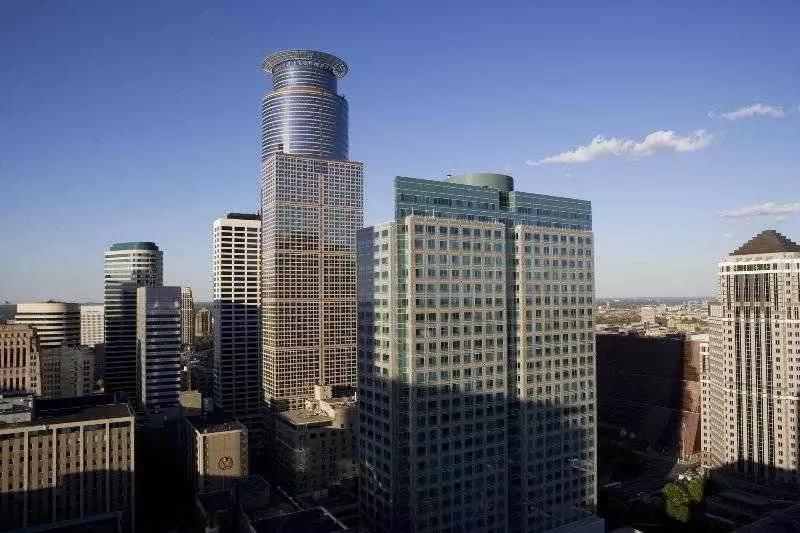 هتل W Minneapolis  The Foshay