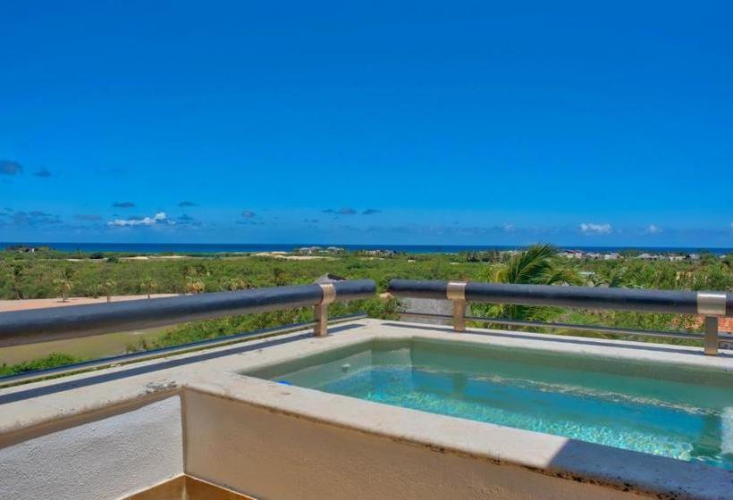 هتل Xeliter Golden Bear Lodge, Cap Cana