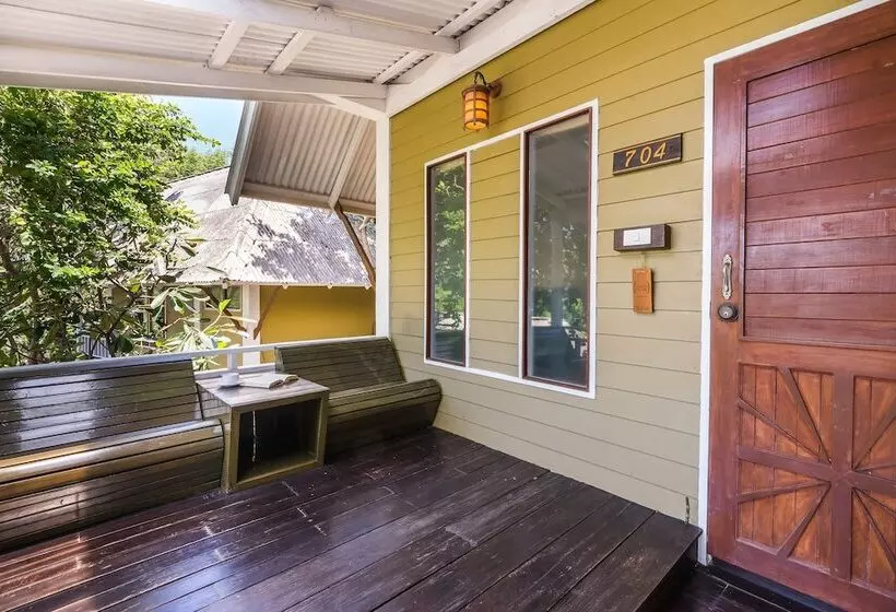 Cocohut Beach Resort & Spa