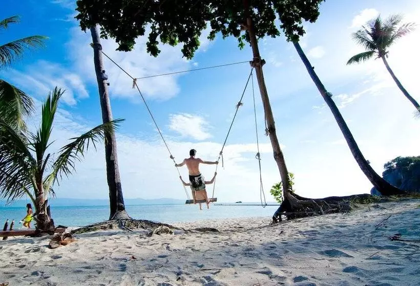 Cocohut Beach Resort & Spa