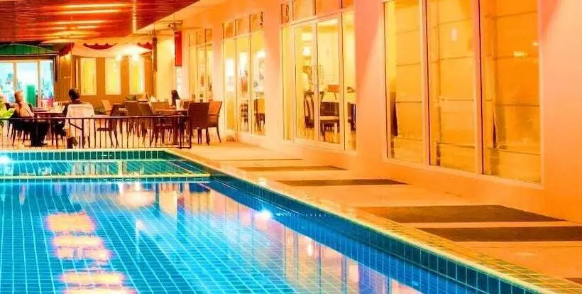 هتل Sinsuvarn Airport Suite