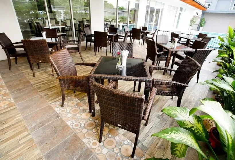 هتل Sinsuvarn Airport Suite