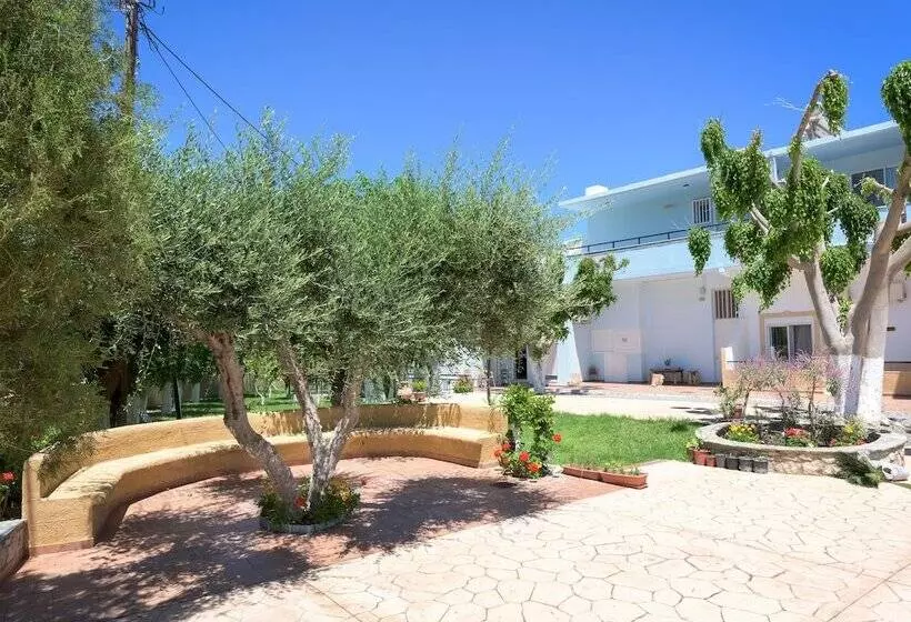 Vlycha Beach Studios & Apartments