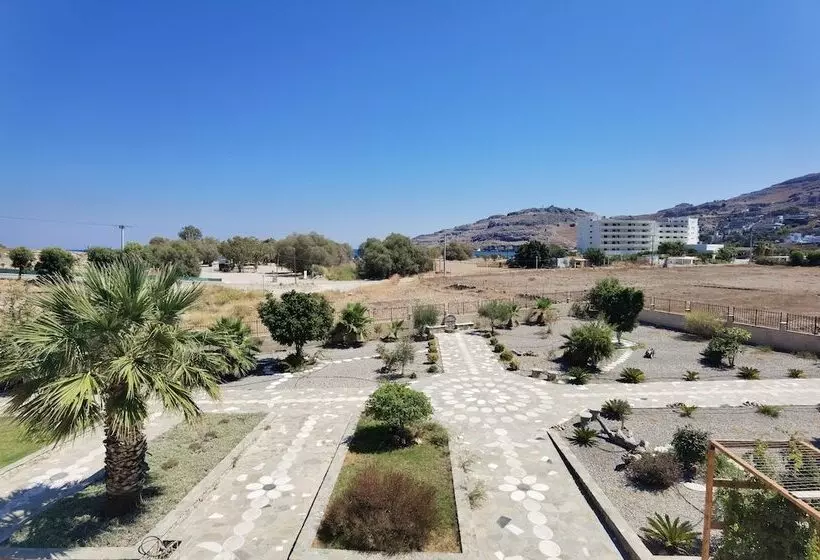 Vlycha Beach Studios & Apartments