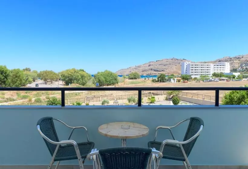 Vlycha Beach Studios & Apartments