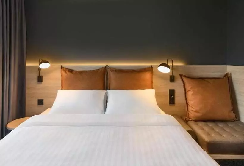 ホテル Moxy Stuttgart Feuerbach