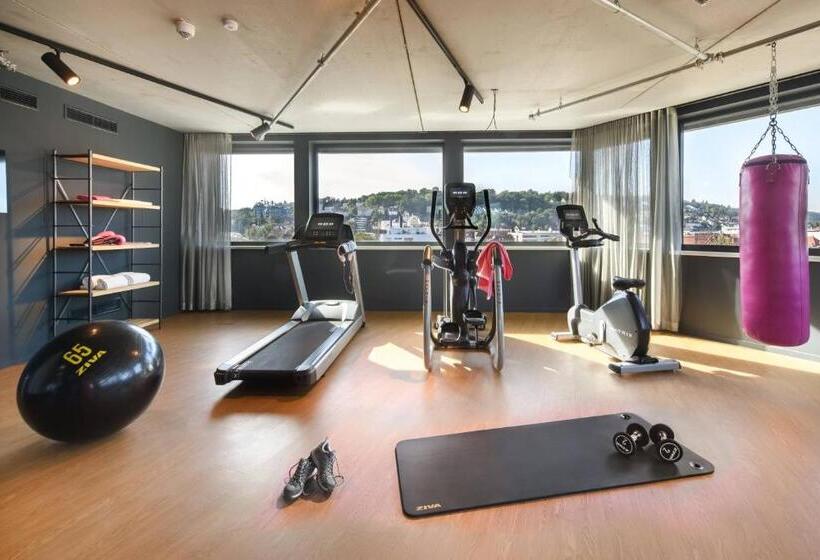 Hotel Moxy Stuttgart Feuerbach
